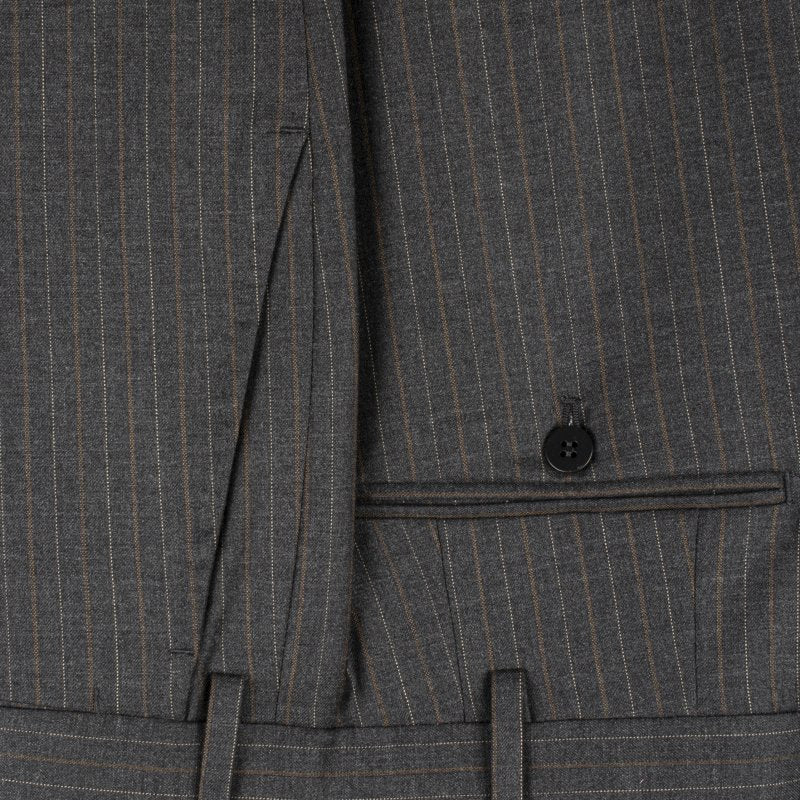 Traje Isaia