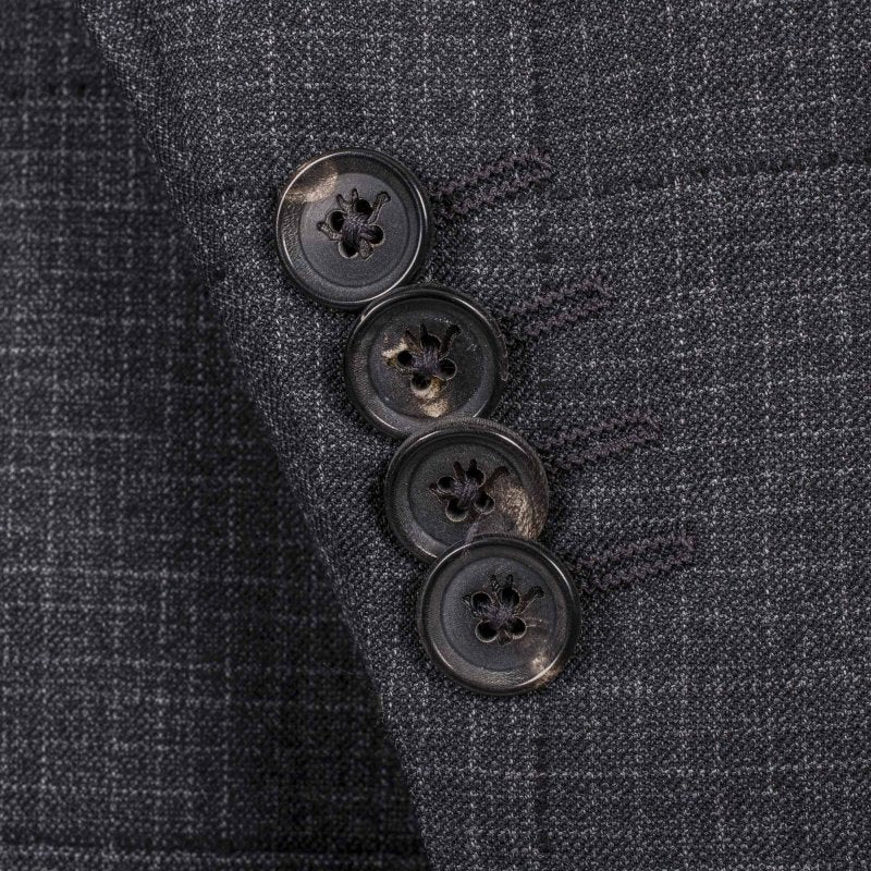 Traje Isaia