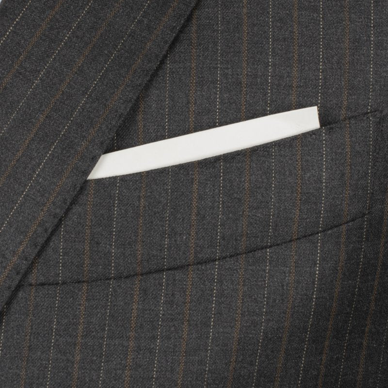 Traje Isaia