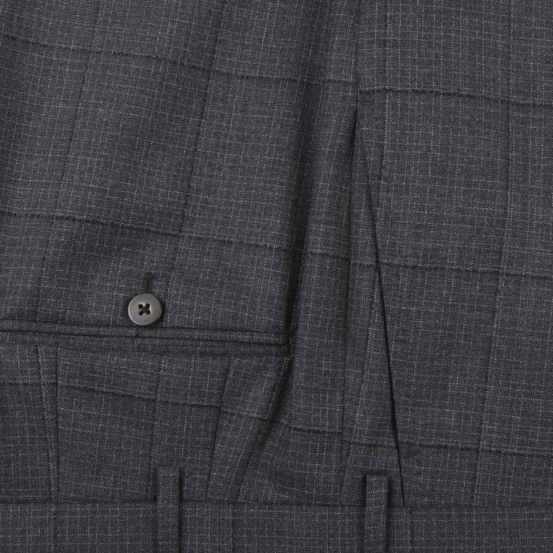 Traje Isaia