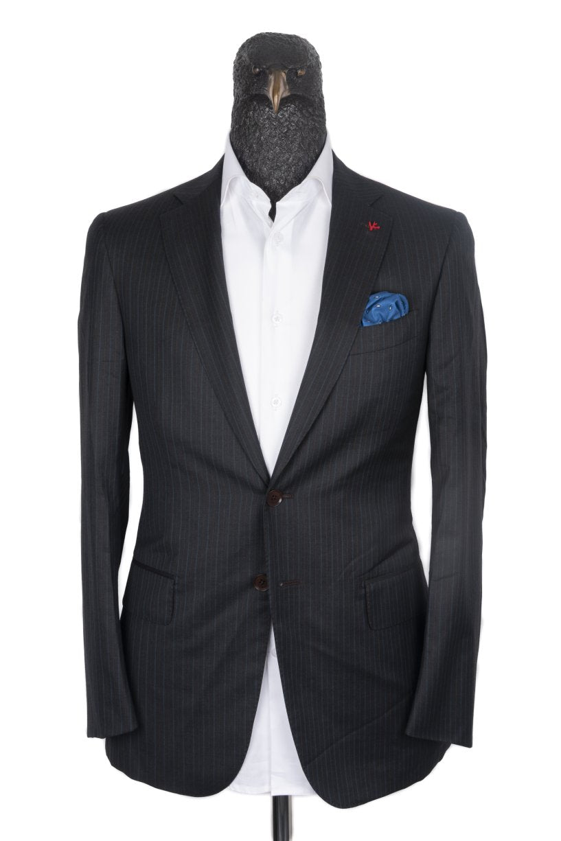 Traje Isaia