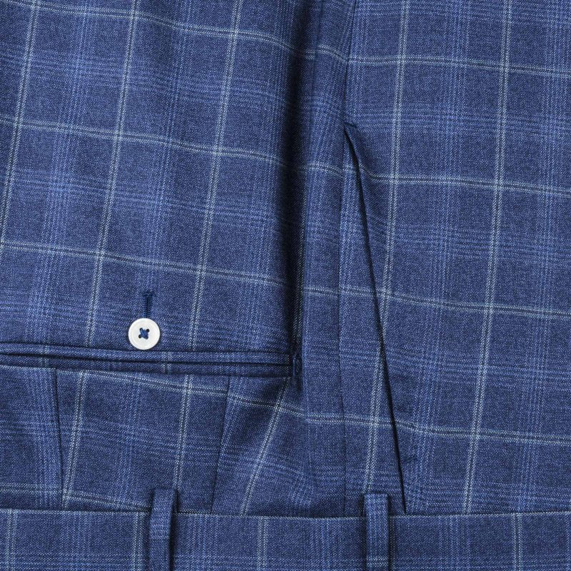 Traje Isaia
