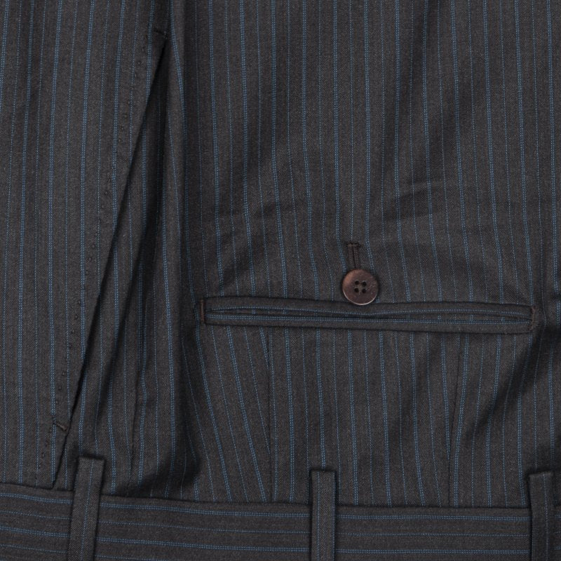 Traje Isaia