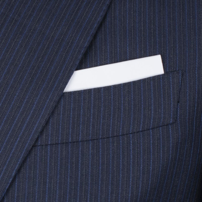 Traje Isaia