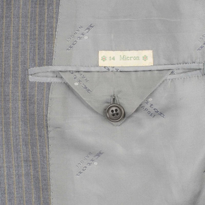 Traje Kiton