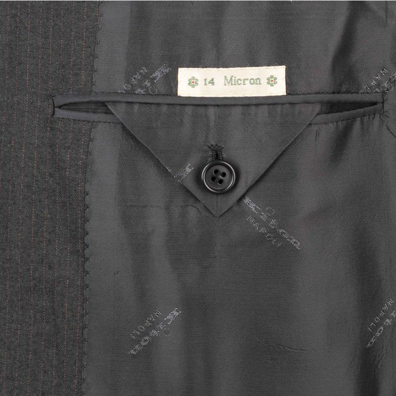 Traje Kiton