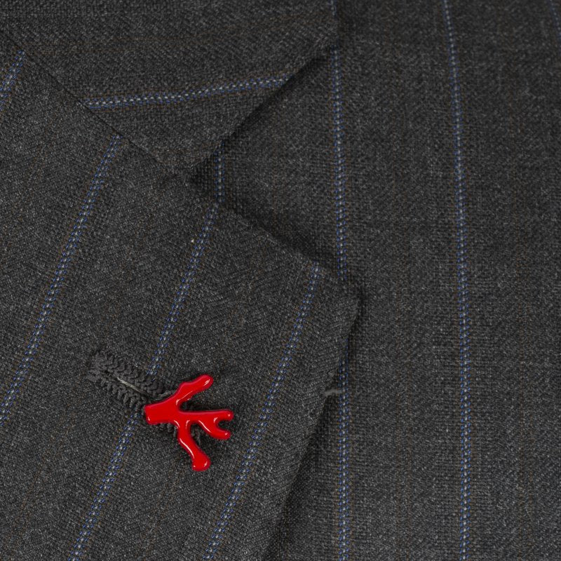 Traje Isaia