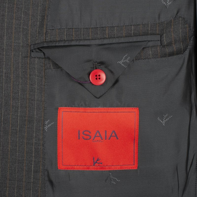 Traje Isaia