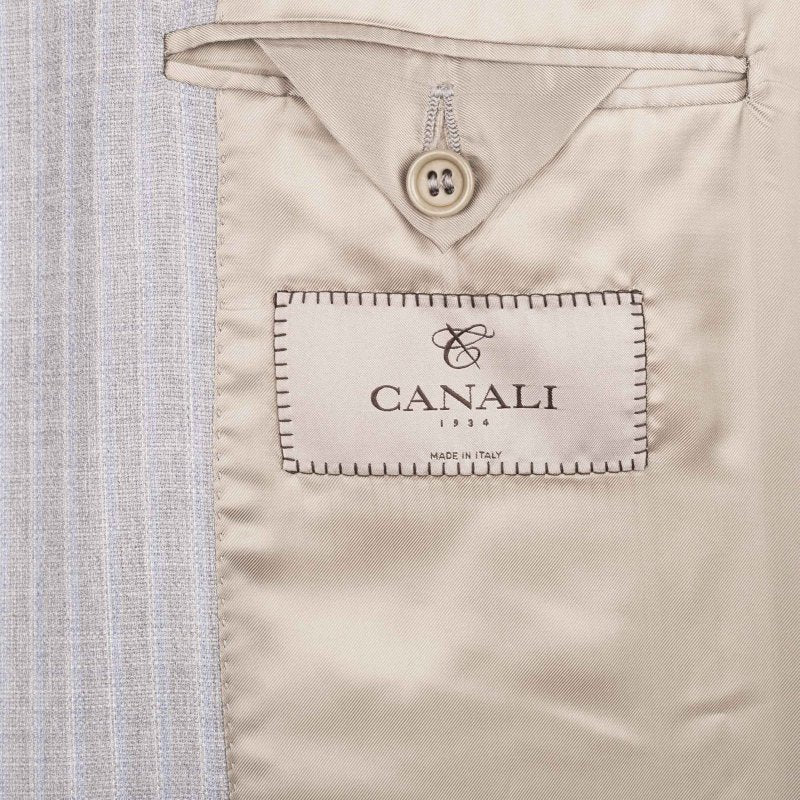 Traje Canali