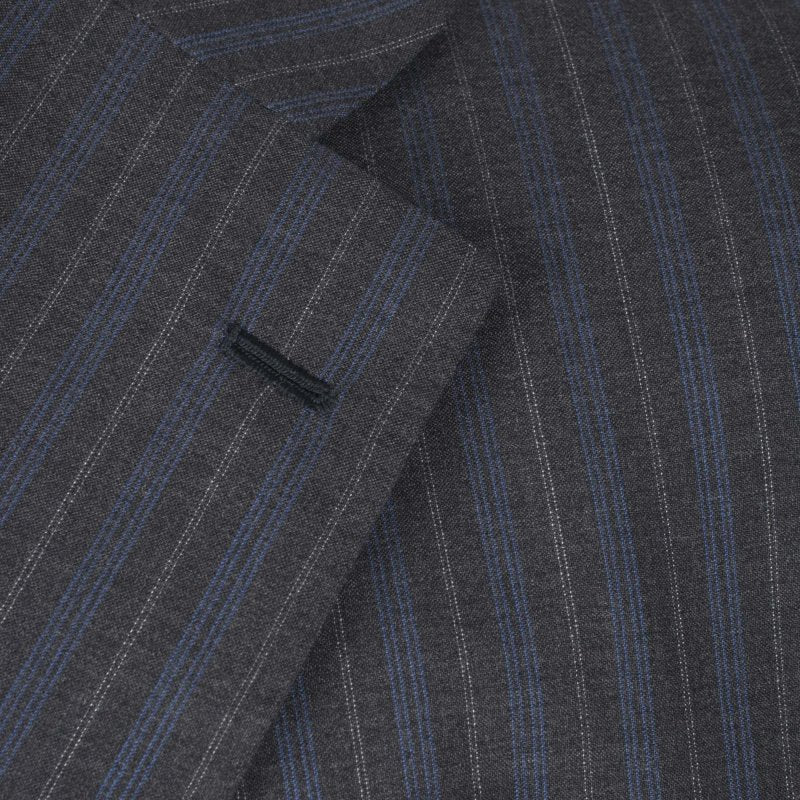 Traje Kiton