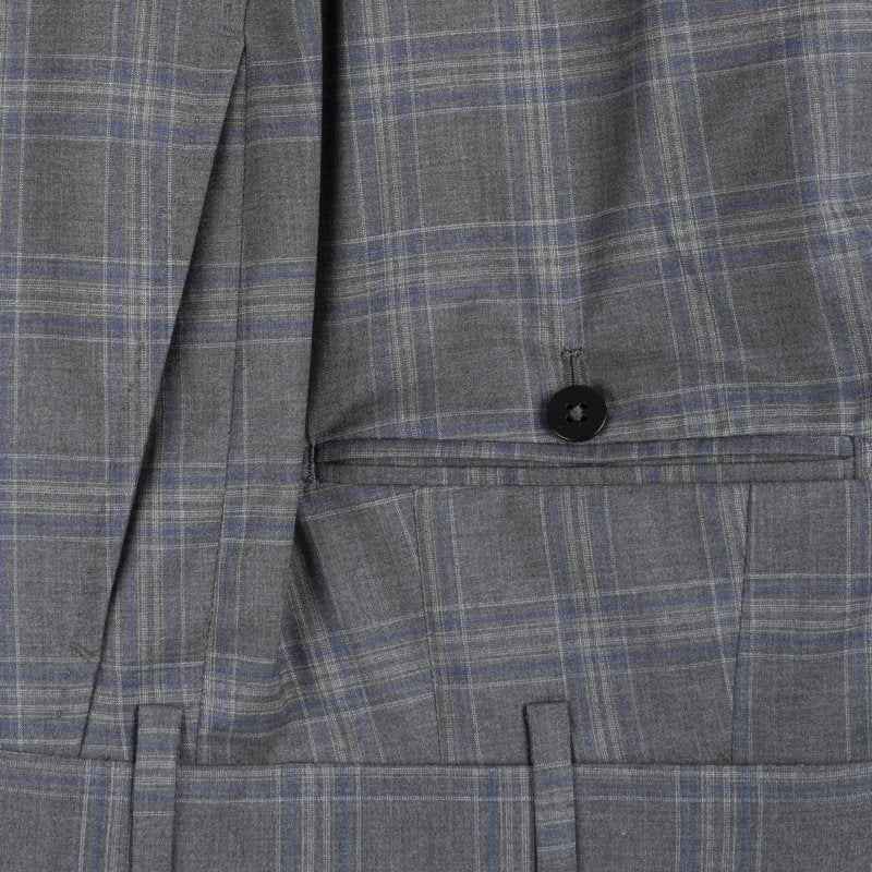 Traje Isaia