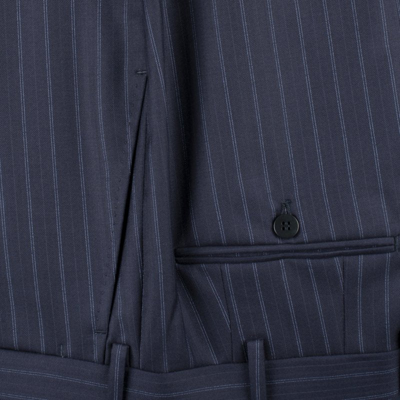 Traje Isaia