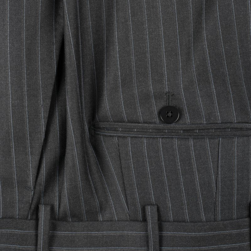 Traje Isaia