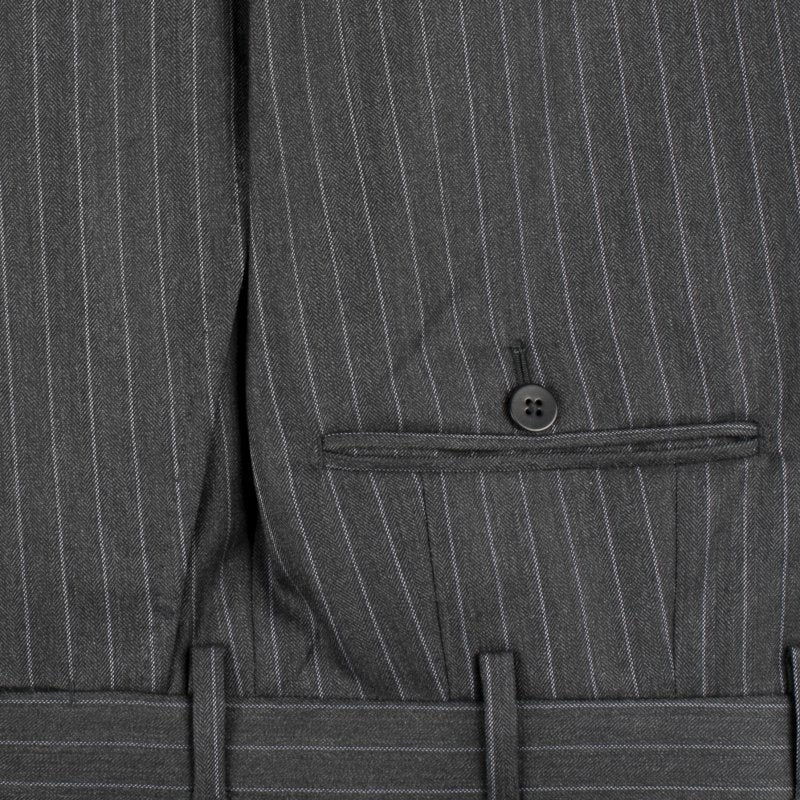 Traje Isaia